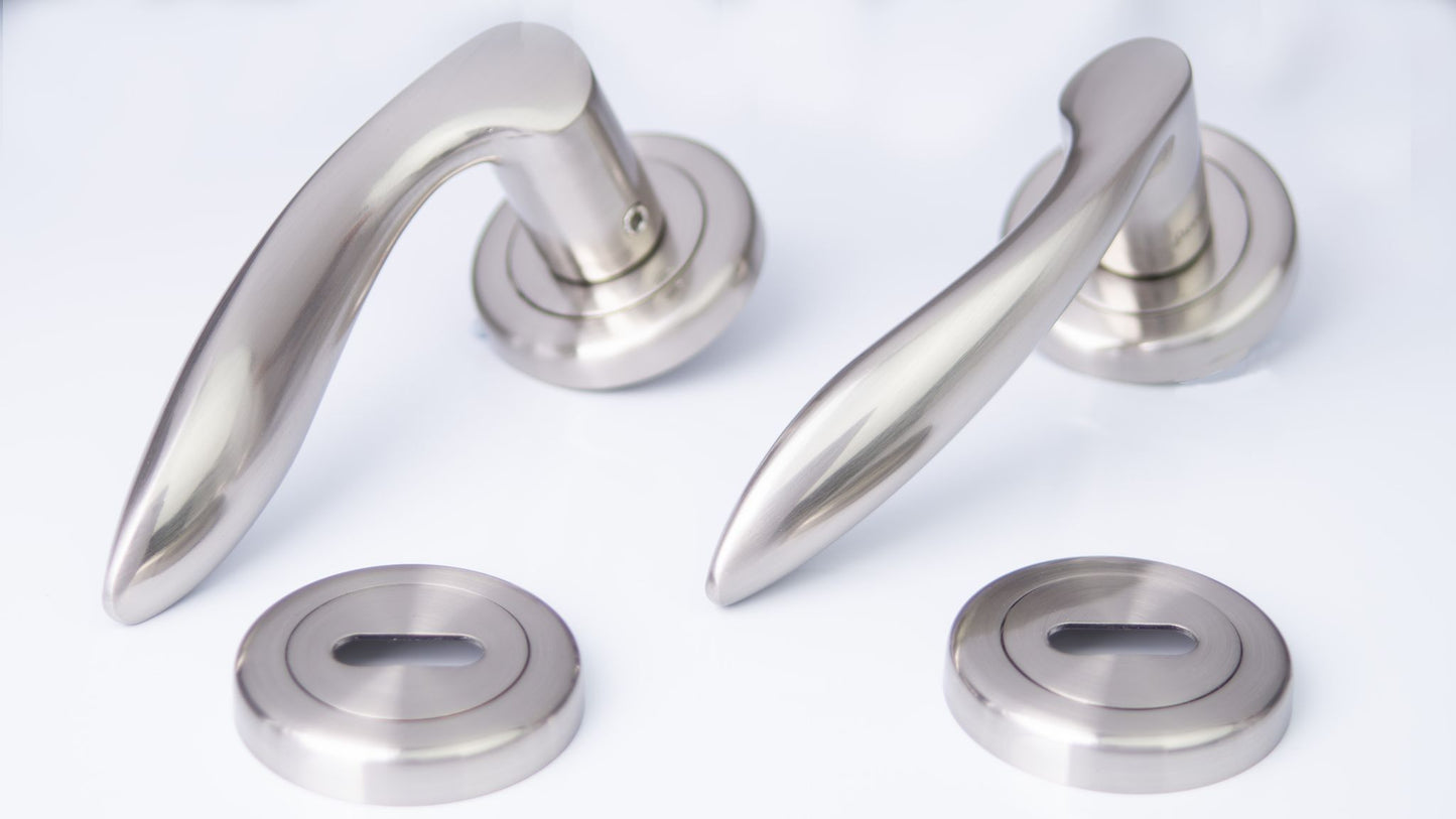 SONNATO PIETA SATIN CHROME LEVER ON ROSE HANDLES