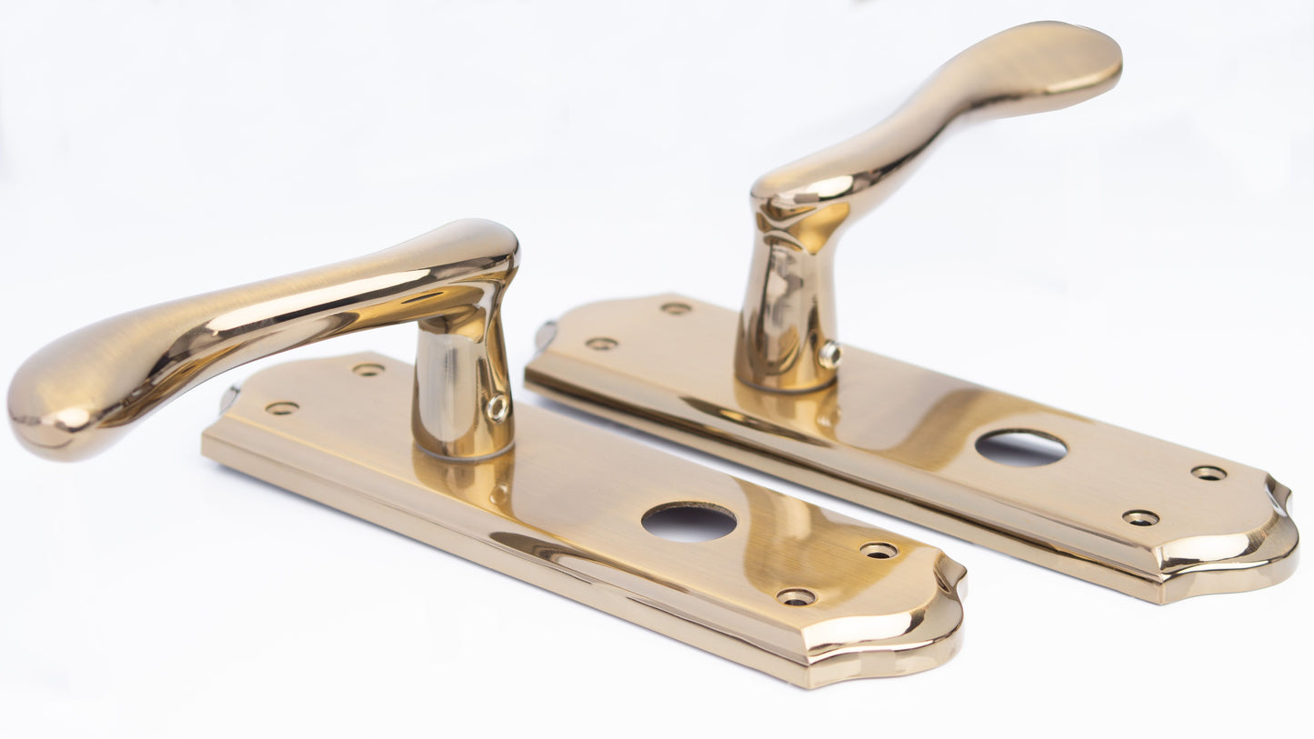 SONNATO BARI MAHOGANY LEVER ON PLATE WC HANDLES