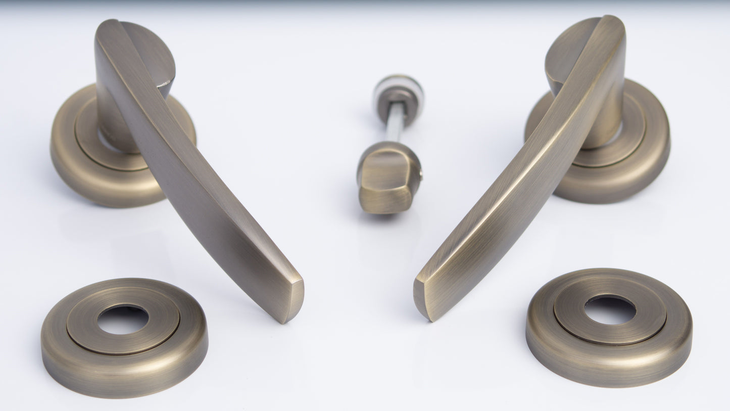 SONNATO MONZA MATT ANODISED BRONZE LEVER ON ROSE WC HANDLES