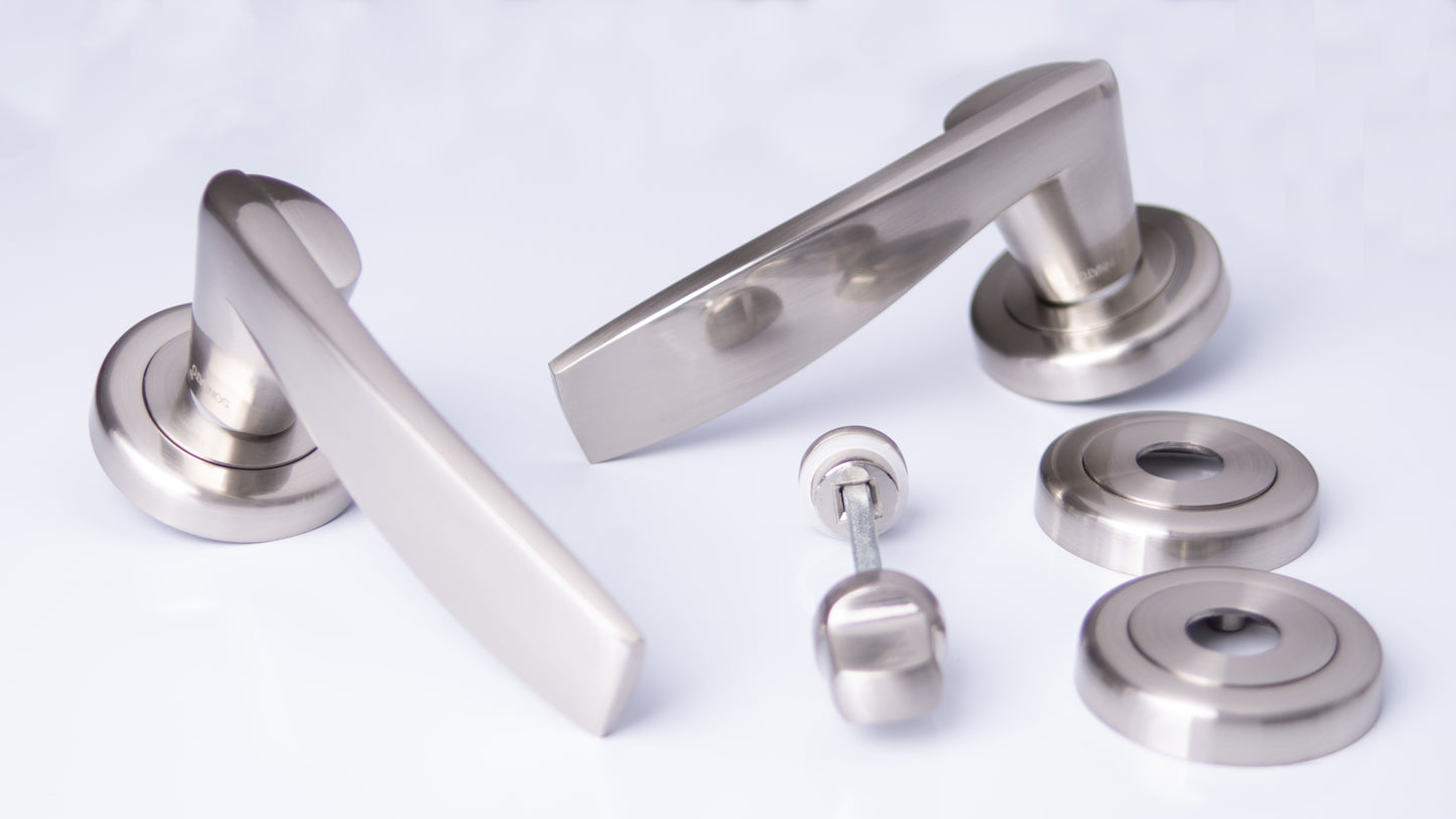 SONNATO MONZA SATIN CHROME LEVER ON ROSE WC HANDLES