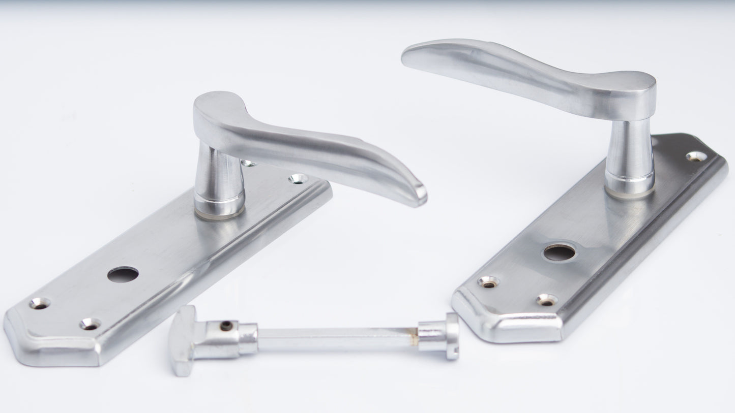 SONNATO TORINO SATIN CHROME LEVER ON PLATE WC HANDLES