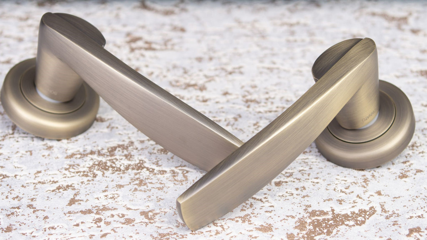 SONNATO MONZA MATT ANODISED BRONZE LEVER ON ROSE HANDLES