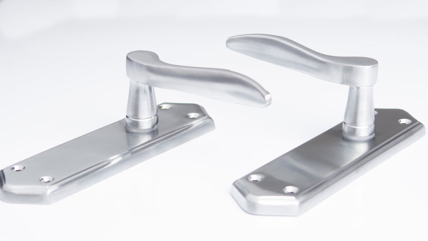 SONNATO TORINO SATIN CHROME LEVER ON LATCH HANDLES