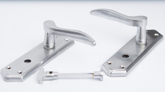 SONNATO TORINO SATIN CHROME LEVER ON PLATE WC HANDLES