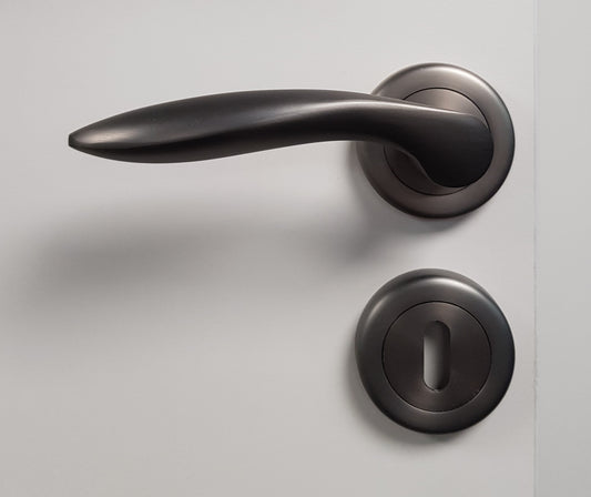 SONNATO PIETA MATT BLACK NICKLE LEVER ON ROSE HANDLES