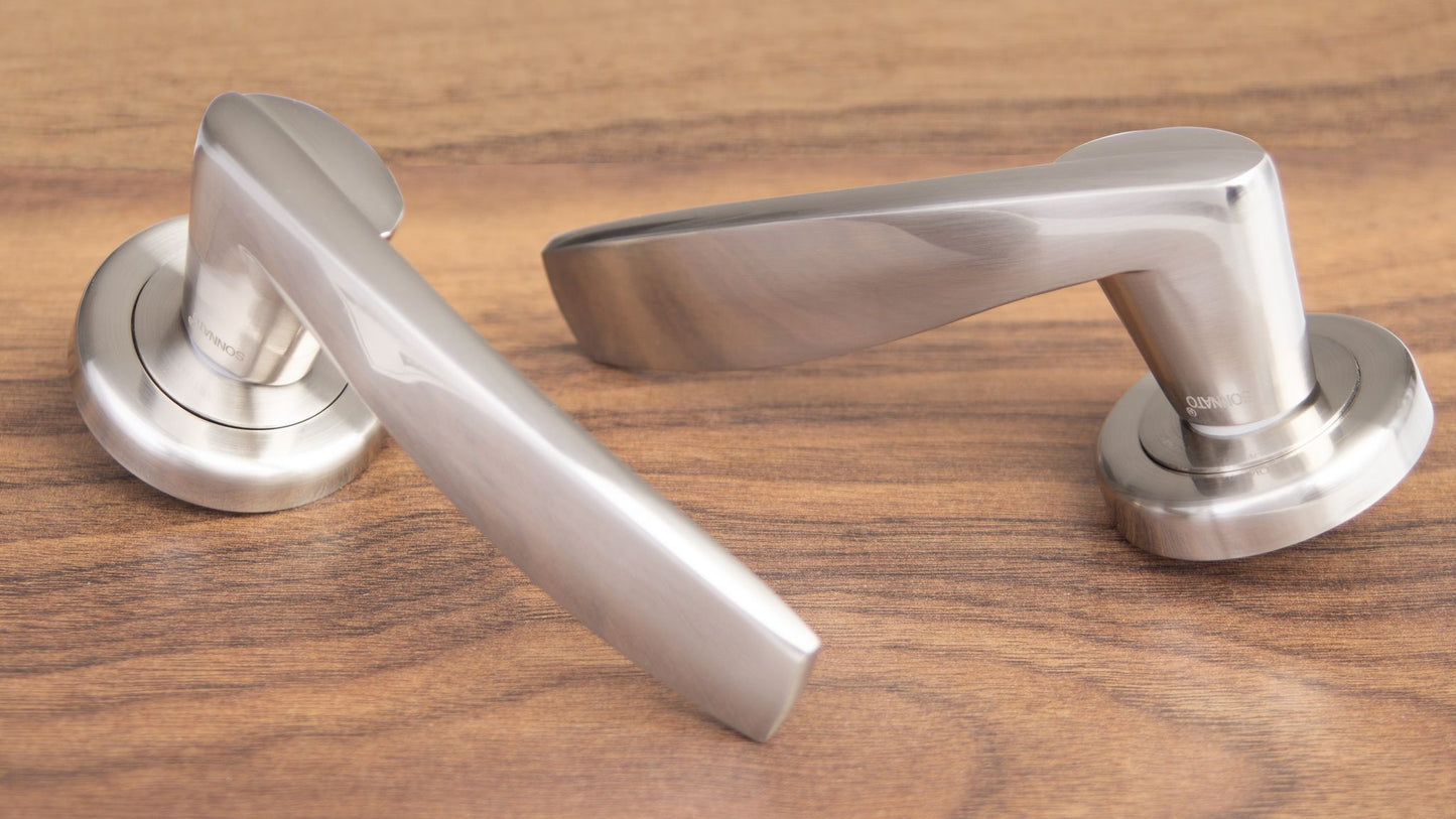 SONNATO MONZA SATIN CHROME LEVER ON ROSE HANDLES